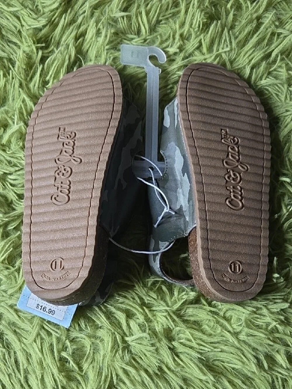 Cat & Jack Olive Camo Buckle Sandals‎ for Kids